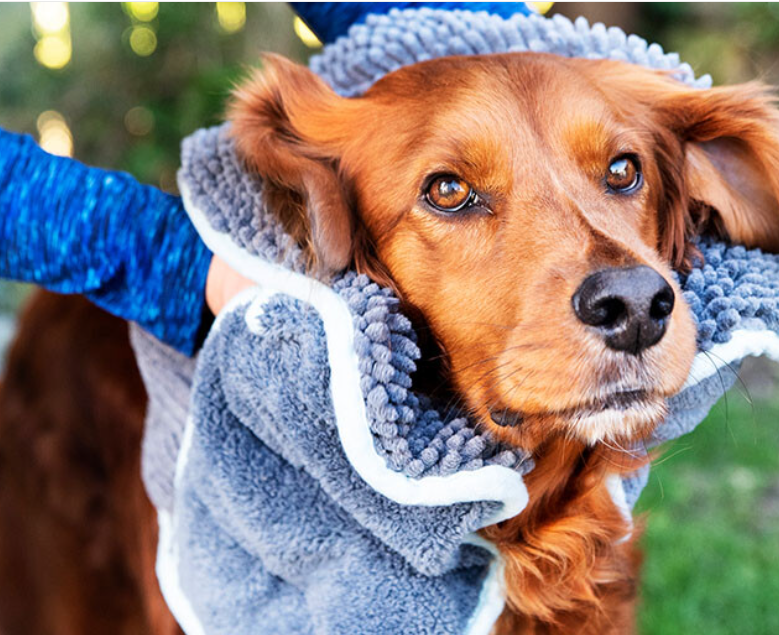 Henry Wag Noodle Glove Dog Drying Towel