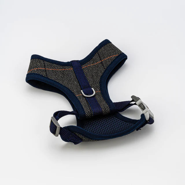 Hugo & Hudson grey checked tweed harness