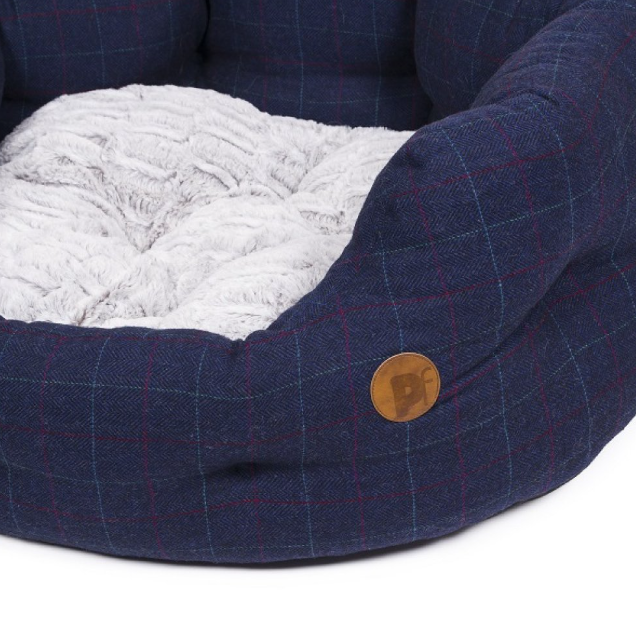 Petface midnight tweed oval pet bed